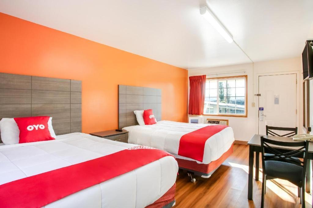 Oyo Hotel Kalama Kültér fotó