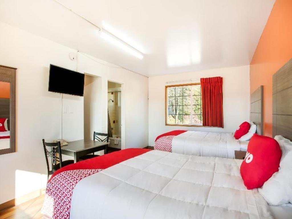 Oyo Hotel Kalama Kültér fotó