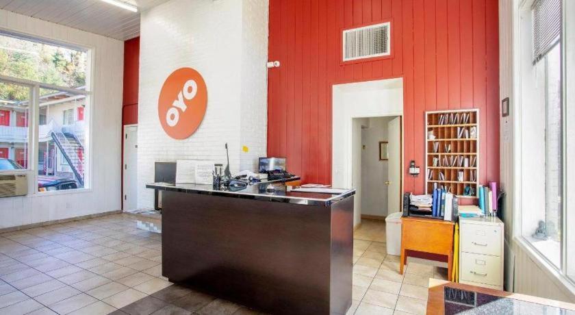 Oyo Hotel Kalama Kültér fotó